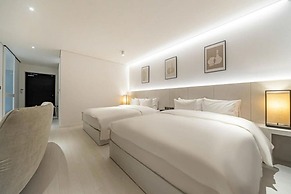Hotel Noblion