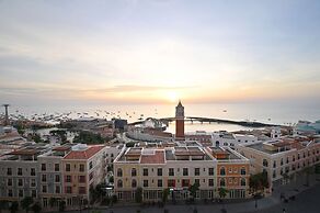 Hillside Luxury Phu Quoc Apartment