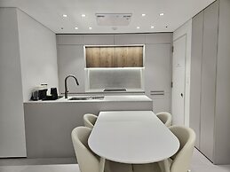 Hotel the Designers LYJ Suite Yeoksam