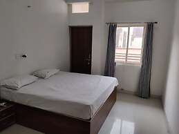 Goroomgo Hotel Shivay Varanasi