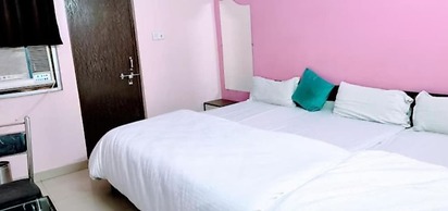 Goroomgo Hotel Shivay Varanasi