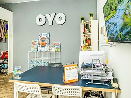OYO Life 92548 M-square Apartment By Lins Pro