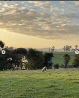 Jilly Park Farm Interactive Experience Complimentary Breakfast Linen I