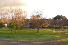 Jilly Park Farm Interactive Experience Complimentary Breakfast Linen I