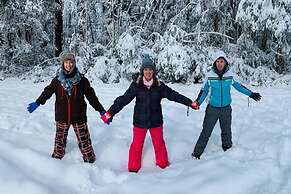 Jilly Park Farm Interactive Experience Complimentary Breakfast Linen I