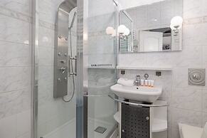 Apartment for 3 With Balcony by Renters