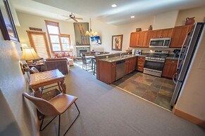 Red Hawk Townhomes 2337
