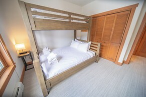 Red Hawk Townhomes 2337