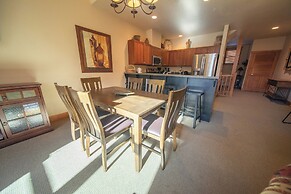 Red Hawk Townhomes 2337