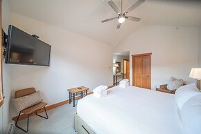 Red Hawk Townhomes 2337