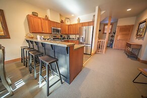 Red Hawk Townhomes 2337