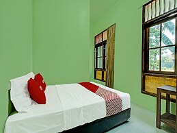 OYO Life 91682 Homestay Sriti