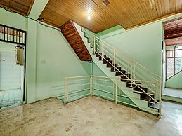 OYO Life 91682 Homestay Sriti