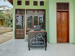 OYO Life 91682 Homestay Sriti