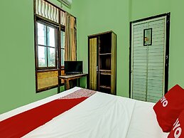 OYO Life 91682 Homestay Sriti