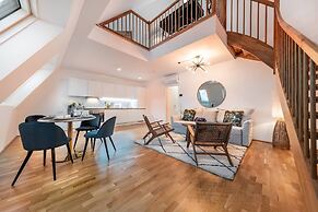 Relaxing Penthouse With Panoramic View And Terrace