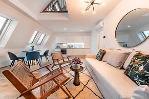 Relaxing Penthouse With Panoramic View And Terrace