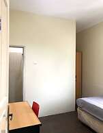 OYO Life 92781 Kost Parung Serab Syariah