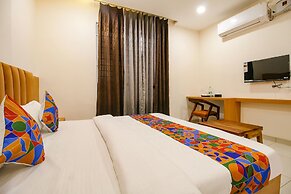 Fabhotel The Gravity Inn