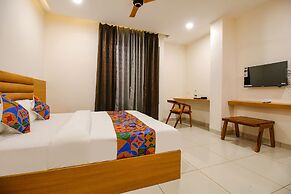 Fabhotel The Gravity Inn