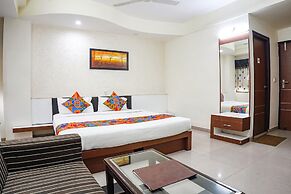 Fabhotel Mohit Regency