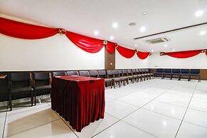 Fabhotel Mohit Regency