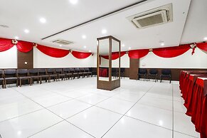 Fabhotel Mohit Regency