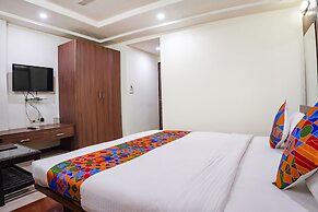 Fabhotel Mohit Regency