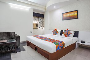 Fabhotel Mohit Regency