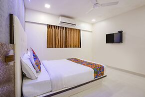 FabHotel Golden Star