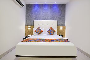 FabHotel Golden Star