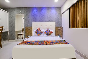 FabHotel Golden Star