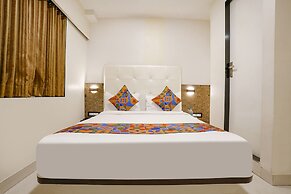 FabHotel Golden Star