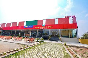 Fabhotel Mint Park