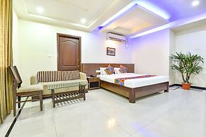 Fabhotel Shakti Palace