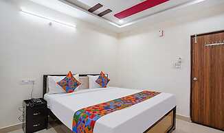 Fabhotel Sri Karthikeya Grand
