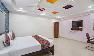 Fabhotel Sri Karthikeya Grand