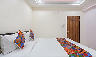 Fabhotel Sri Karthikeya Grand