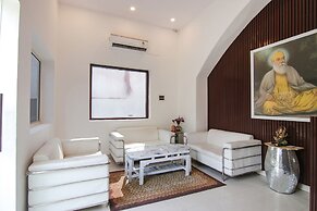 Fabhotel Marritt Grand