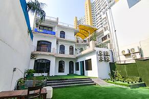 Fabhotel Marritt Grand