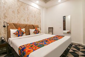 Fabhotel Marritt Grand