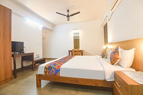 Fabexpress Holiday Suites