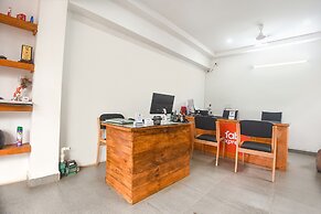 Fabexpress Holiday Suites