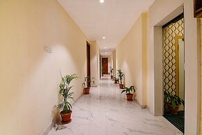 Fabhotel The Hastings Club