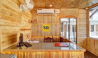 Fabhotel Pleasure Inn