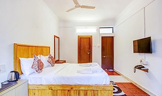 Fabhotel Pleasure Inn