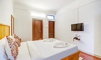 Fabhotel Pleasure Inn