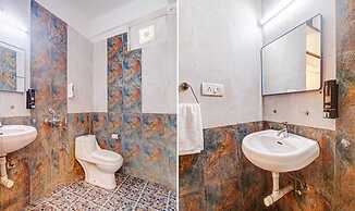 Fabhotel Pleasure Inn