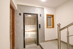 Fabhotel La Serene Bnb