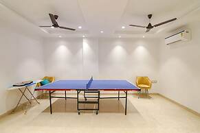 Fabhotel La Serene Bnb